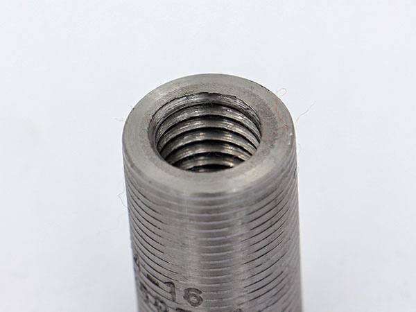 如何消除鋼筋連接套筒螺紋的間隙